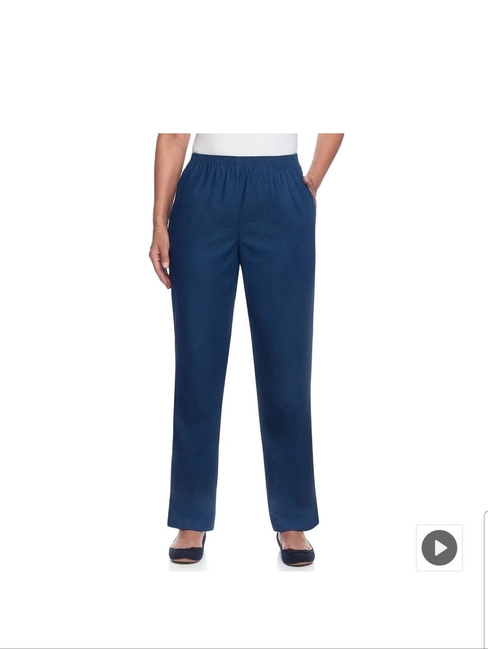 Alfred Dunner Women’s Pull-On Straight Leg Jeans
